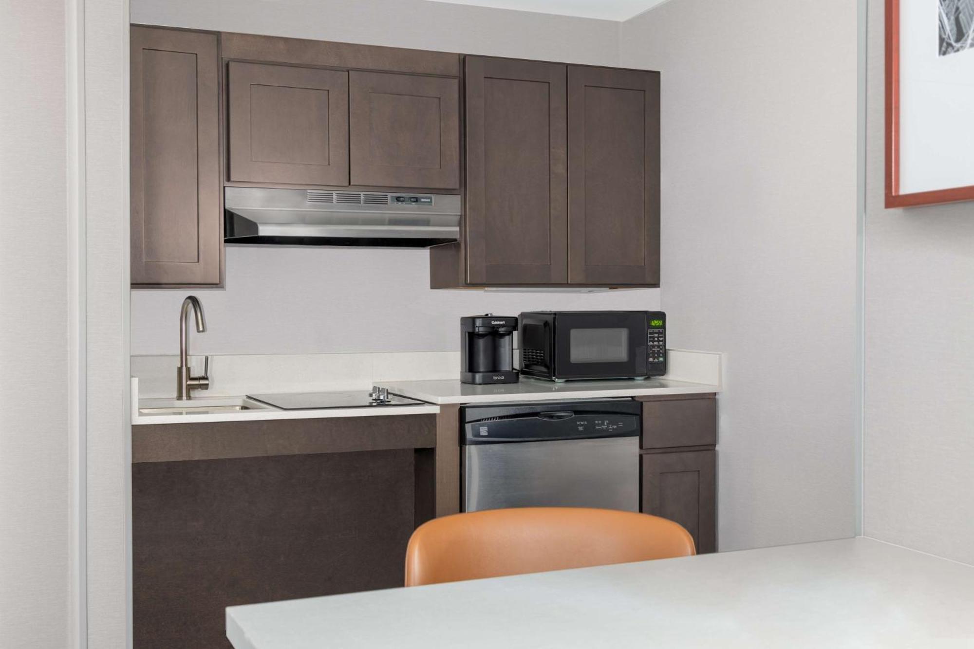 Homewood Suites By Hilton Detroit-Troy Бирмингам Екстериор снимка